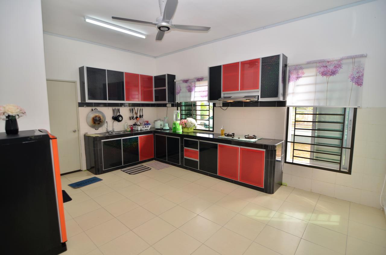 Impianacasa Kluang Homestay Εξωτερικό φωτογραφία