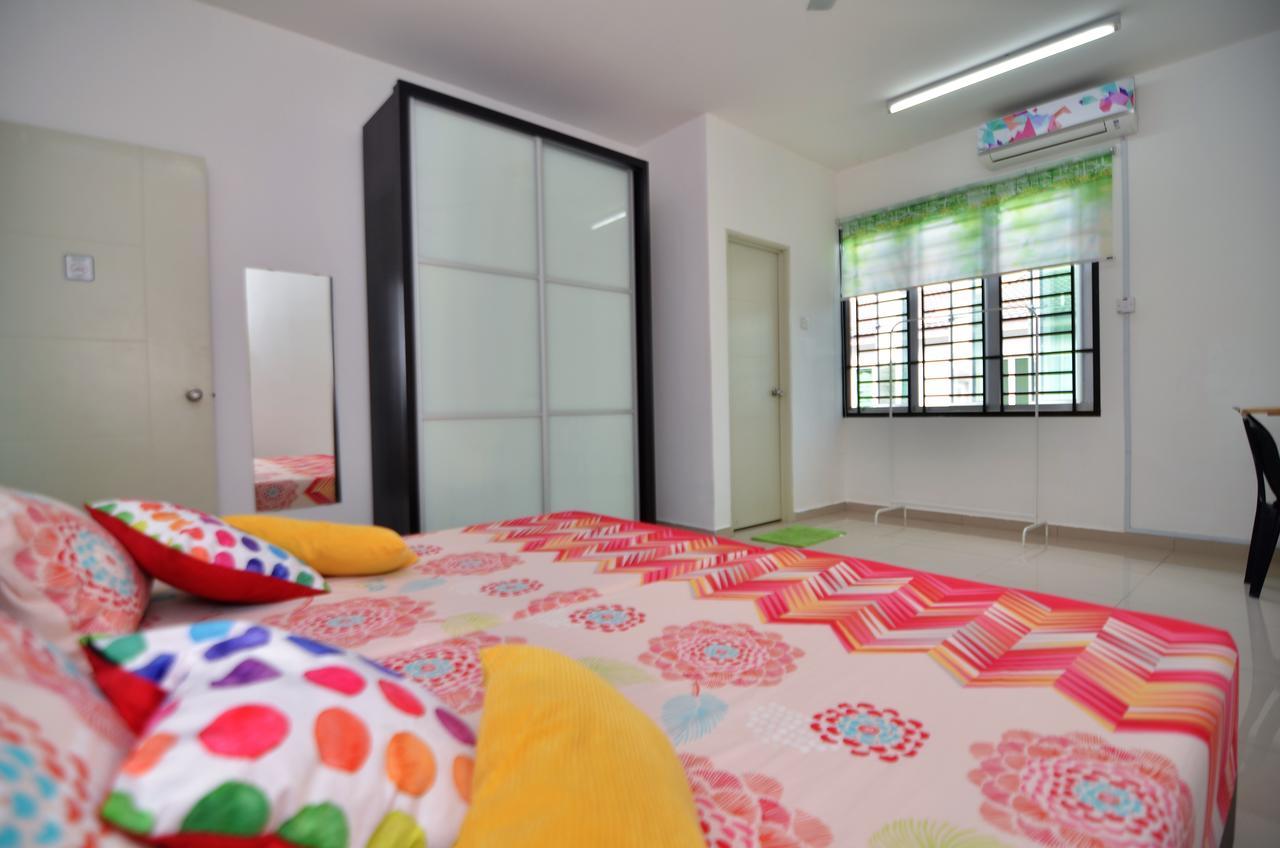 Impianacasa Kluang Homestay Εξωτερικό φωτογραφία